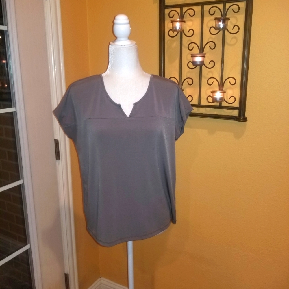 Jaclyn Smith Top